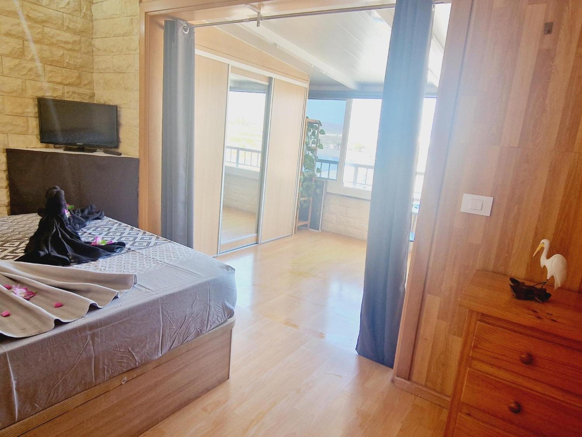 Small Rooftop, Ocean View Arona  Exterior foto